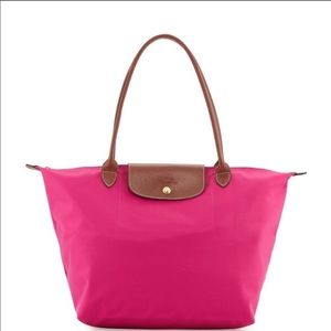 Longchamp Le Pliage Medium Tote in Fuchsia